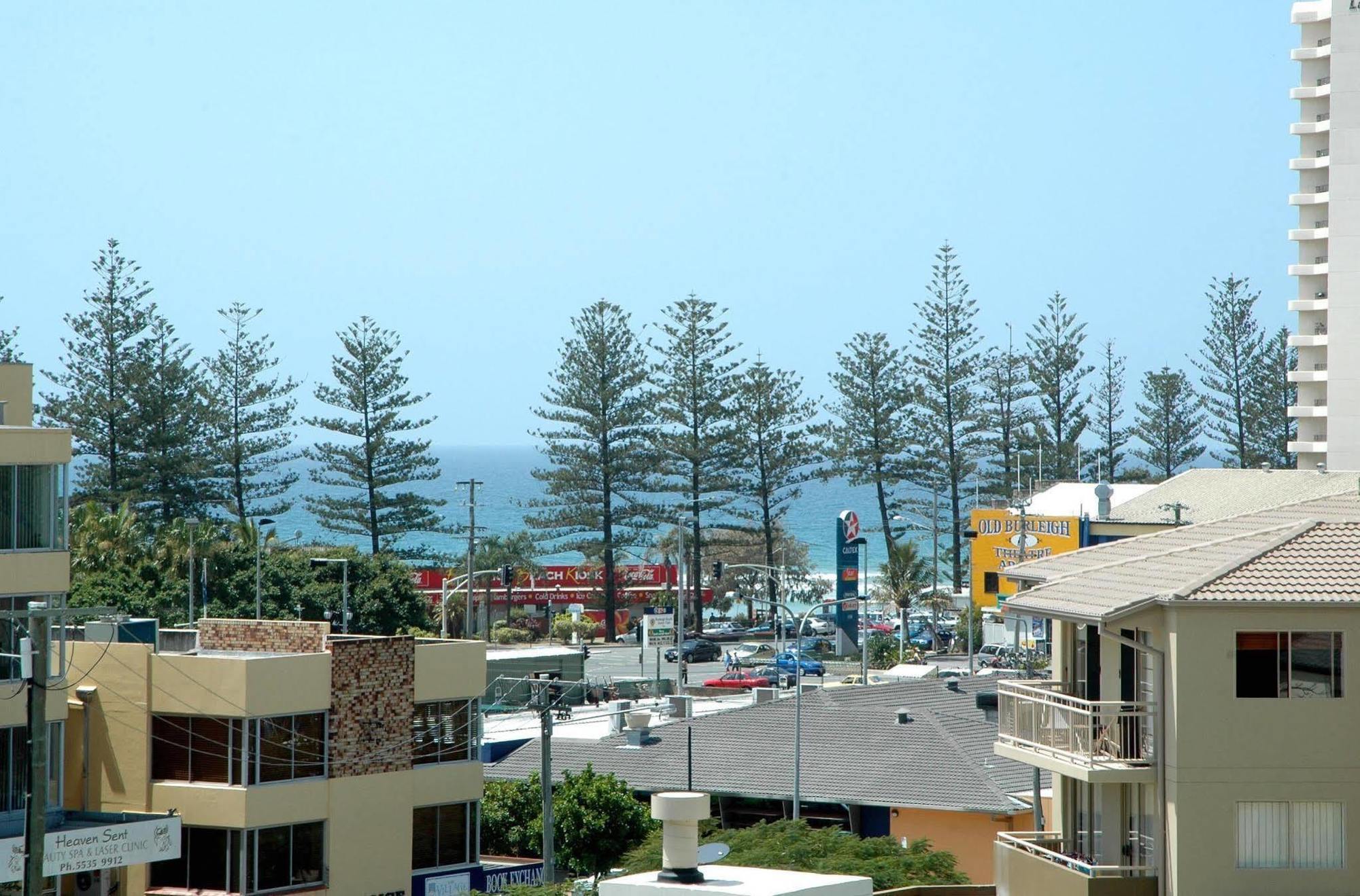 The Village At Burleigh Gold Coast Exterior photo